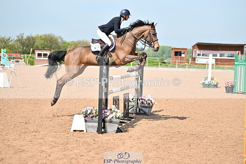 240510A-104702-05101 - Cls 21 Snr 1.20m Open