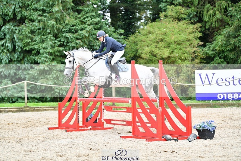 240712-114632-33082 - Cls 137 British Novice and 90cm Open