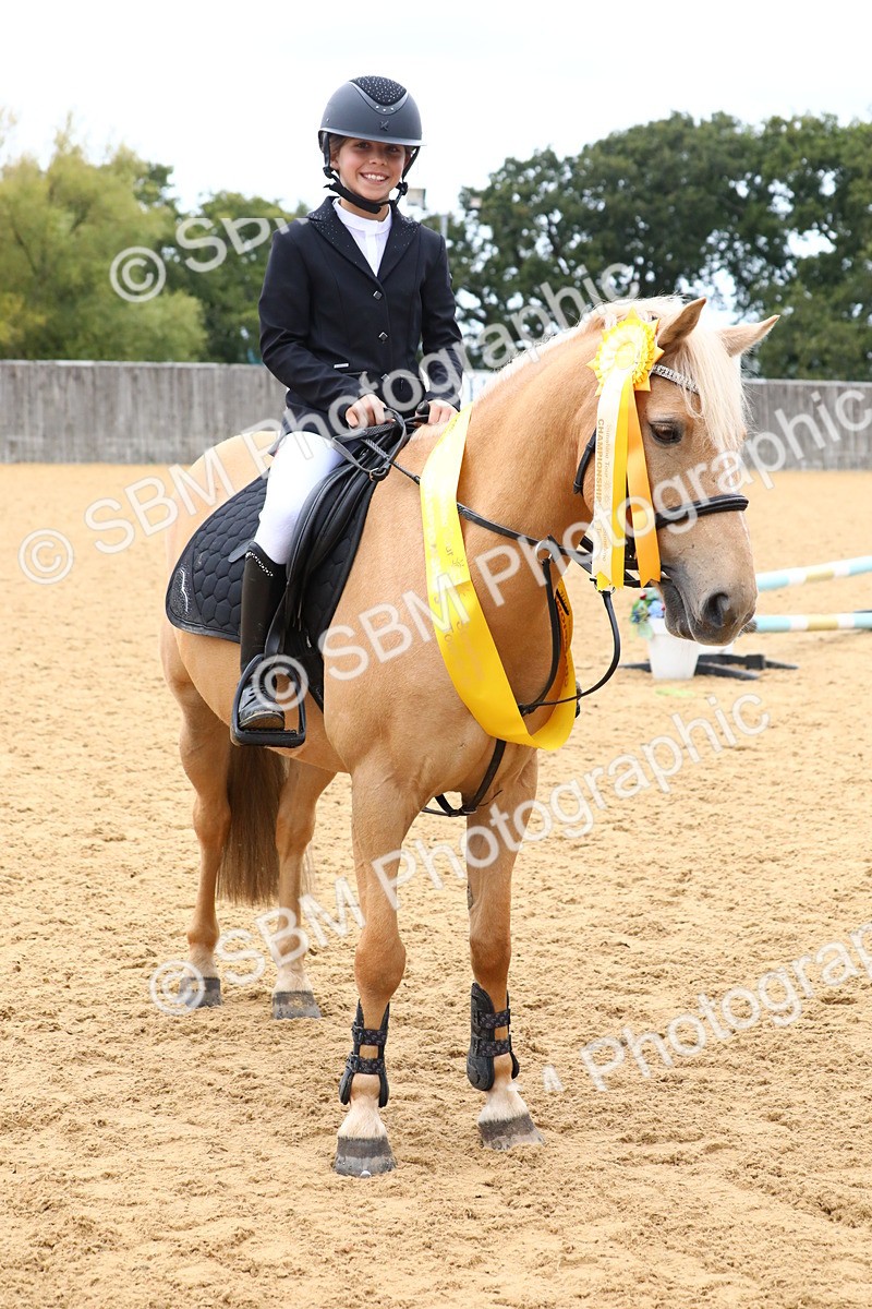 SBM_64046 - J65 - Junior pony 70cm Championship