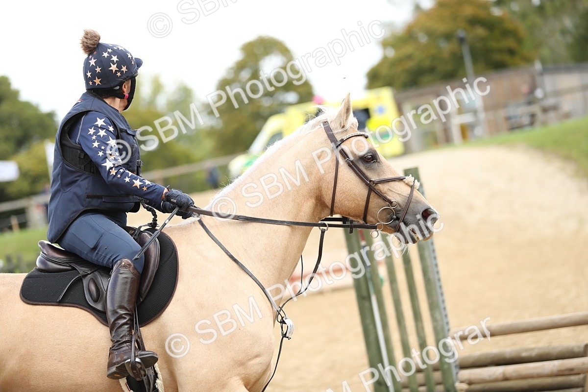SBM_22024_E9 - Eventers Challenge 60cm Challenge - Clare Blakey