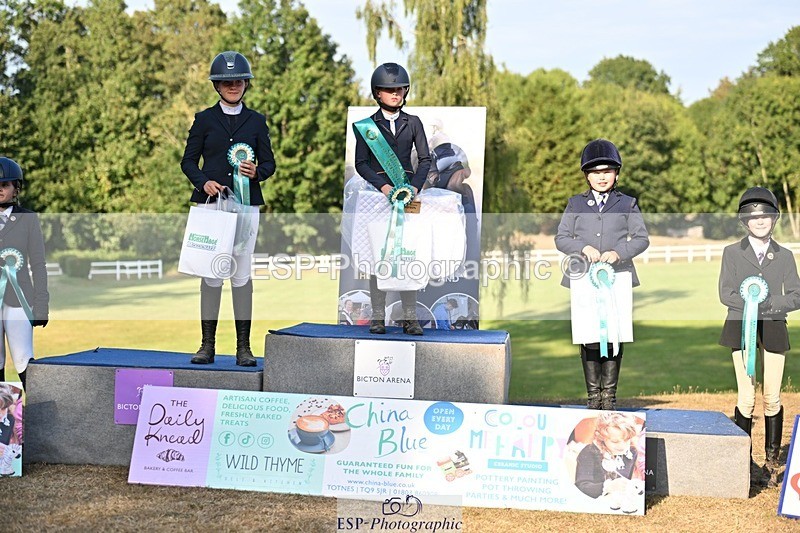 250822A-172541-24608 - Friday Presentations