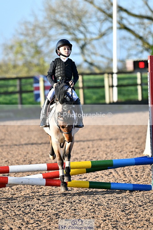 241026A-091049-00385 - SAT Cls 19 Clear Round 50cm