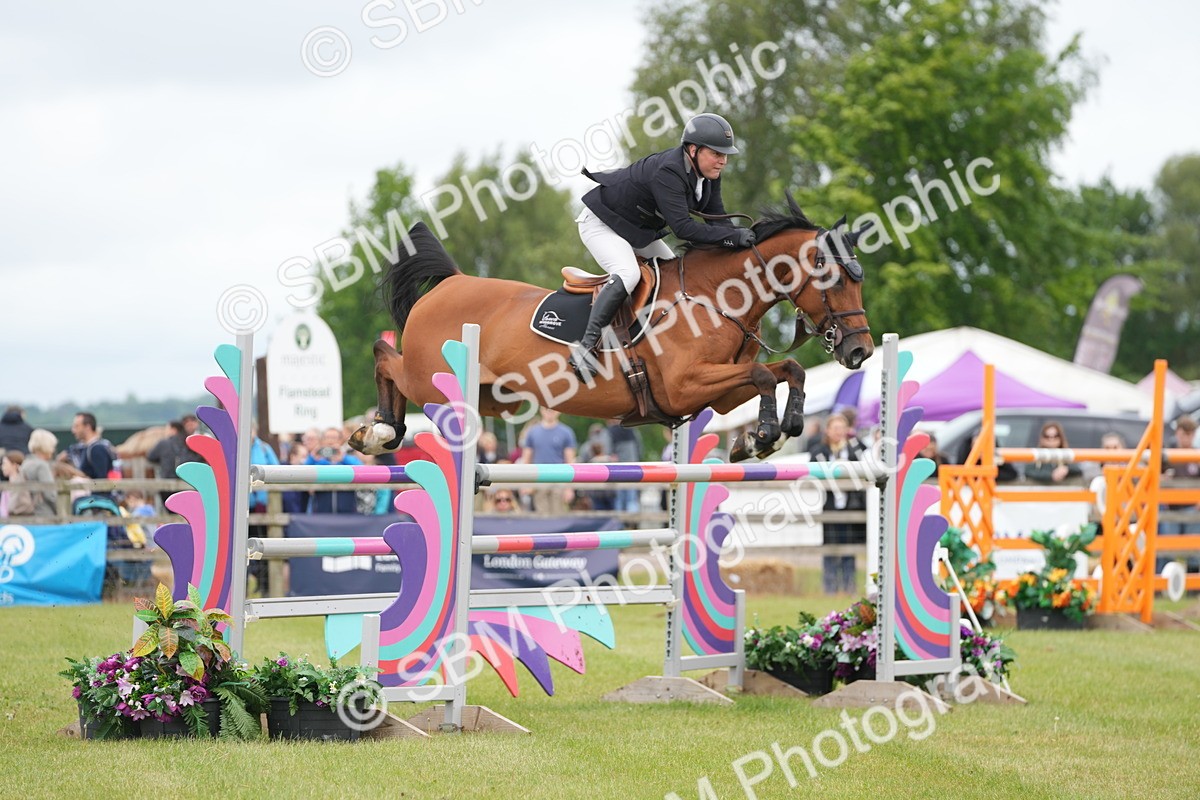 SBM_03107 - Class 201 - British Horse Feeds Speedi Beet Horse of the Year Show Grade  C