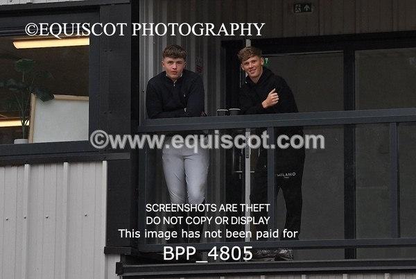 BPP_4805 - CANDIDS