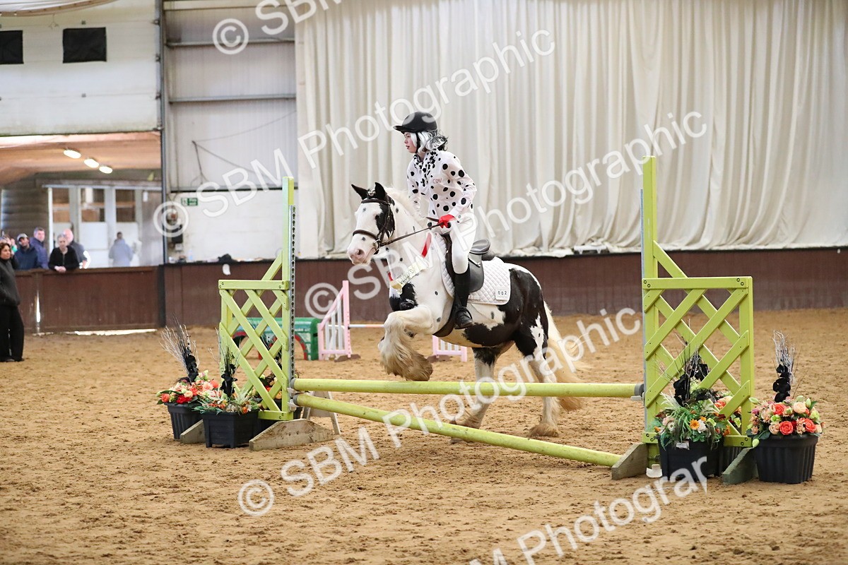 SBM_001063 - Class 3 - Horse & Hound