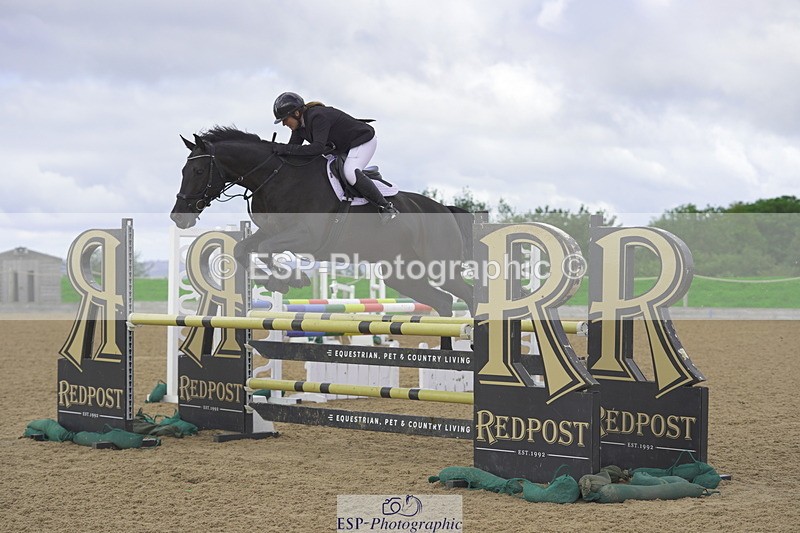 230806A-093210-00779 - Cls 12 Snr 1.05m