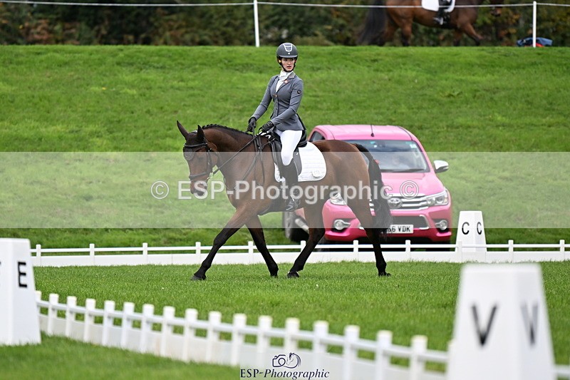 251023A-114736-03676 - G-516-Zara.Bucknell