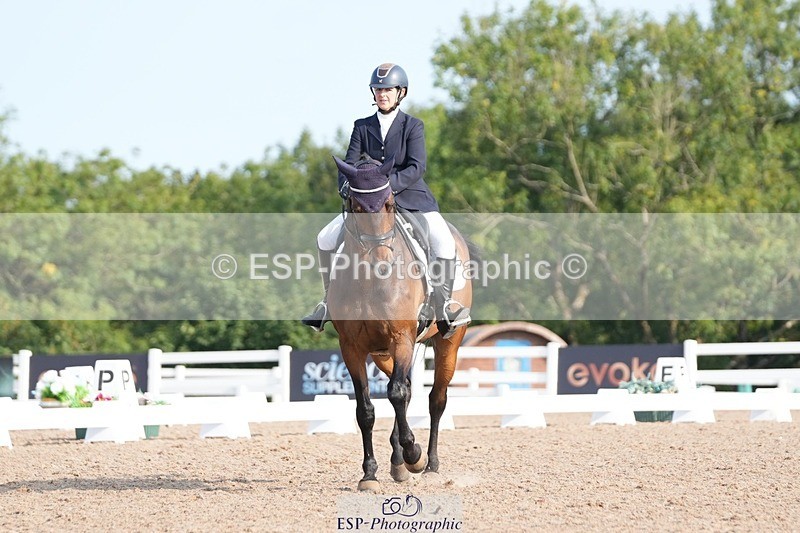 250815-091830-00071 - 001-Charlotte.JenkinsCuffesgrange.Ars.Royale