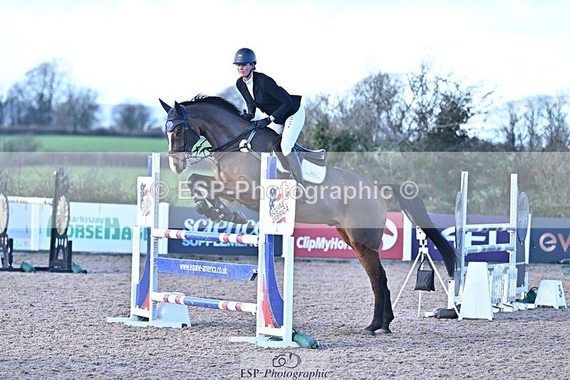 251203-125820-00599 - Cls 4 Newcomers and 1.10m Open