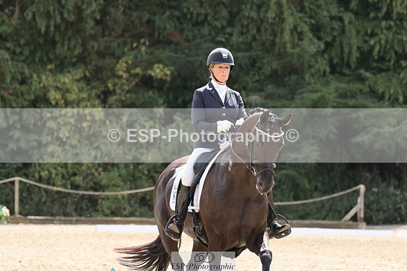 250809A-144343-04362 - 028-Sameera.RahmatallaForget.Me.Not.NE