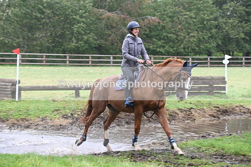 WJ6_9464 - Time at Photographer 14:46 to 14:57