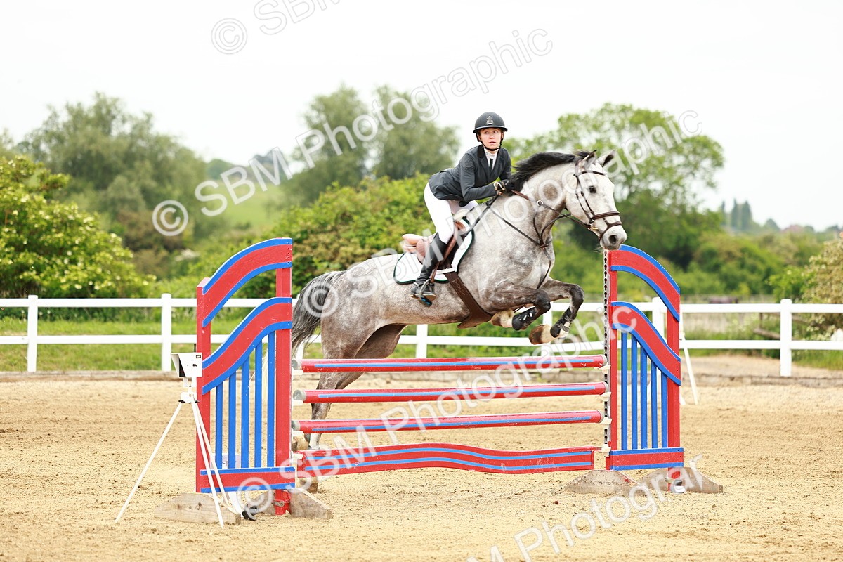 SBM_001067 - Class 4 - Senior Newcomers - 1.10m