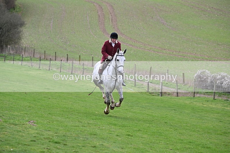 WJ6_9052 - Line Three