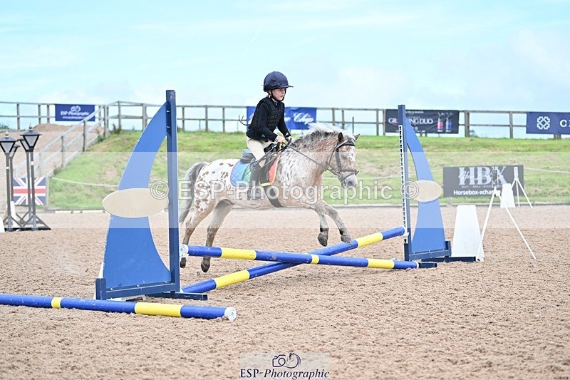 240813-151711-00029 - Clear round & 60cm
