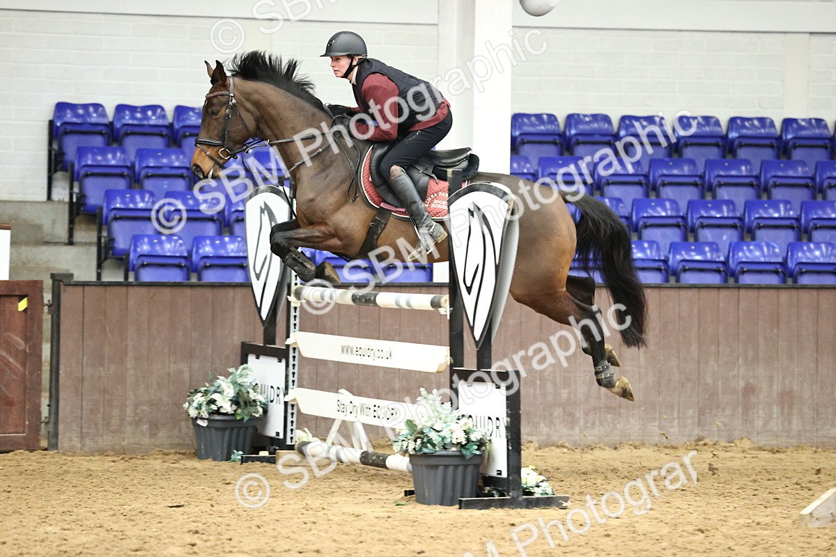 SBM_005401 - Class 17 - Senior Newcomers 1.10m