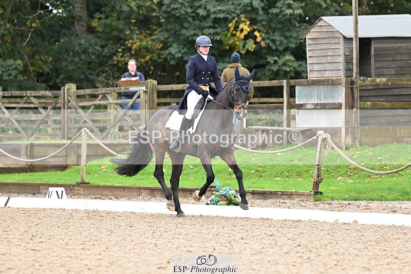 251023A-100622-01422 - B-126-Catherine.Van.Randwyck