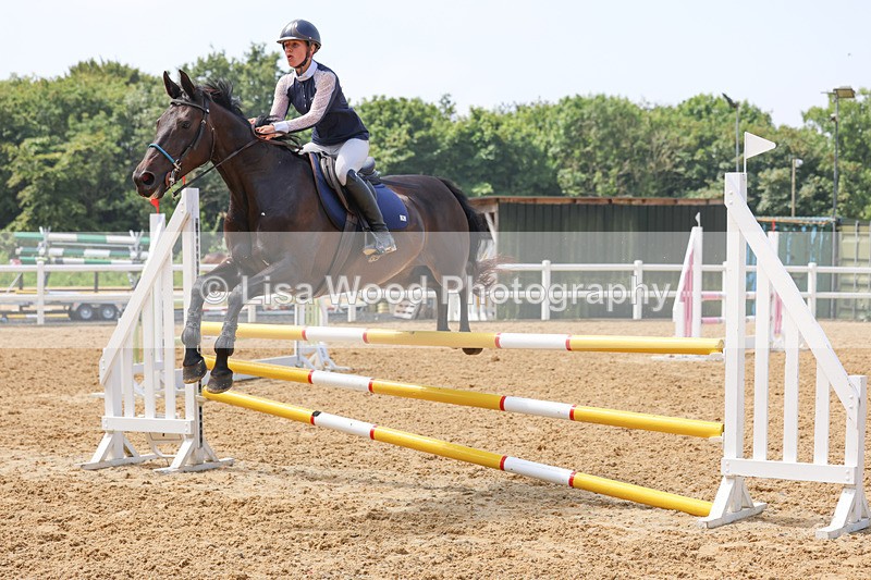 3E7A5860 - Class 5: Senior 95cm