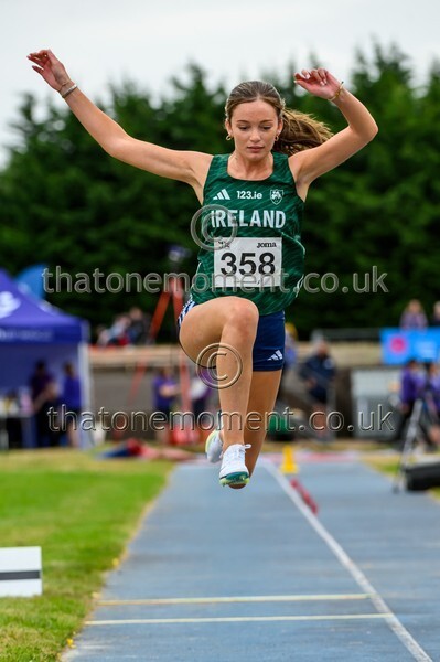 Sen25SAT-923883 - Field Female Set Two