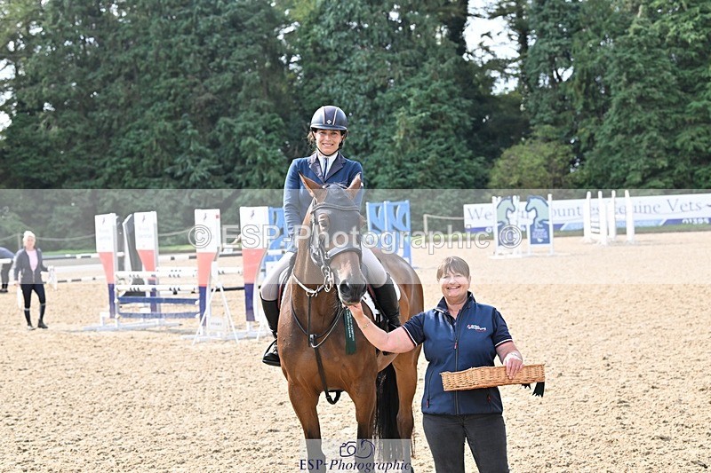 240818-100948-03590 - Cls 8B 90cm Open