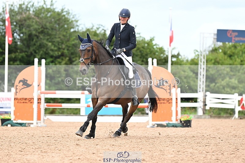 240726A-115711-01112 - Cls 8 Snr Discover and 1m Open