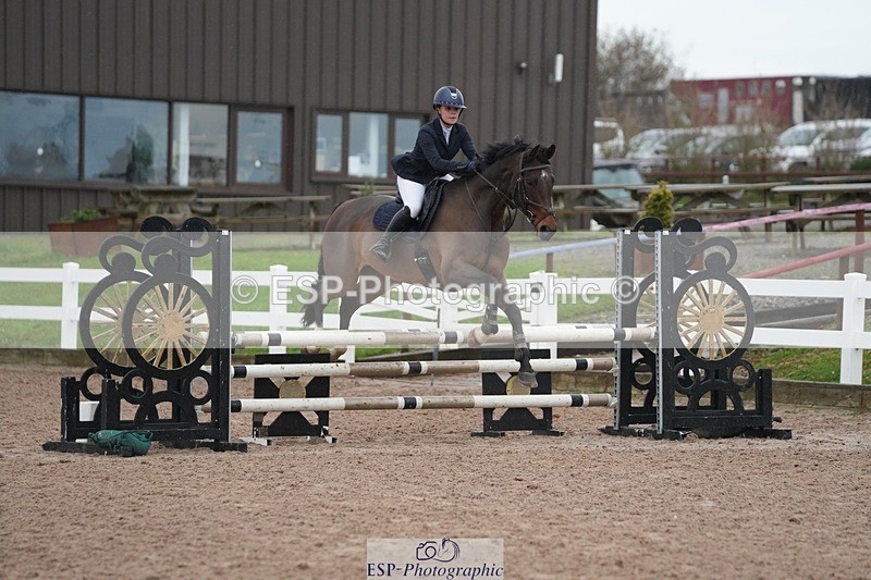 251109-090034-03129 - Cls 15 British Novice and 90cm Open