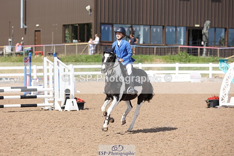 240629A-161950-07976 - Cls 13 Stepping Stones 128cm + 138cm