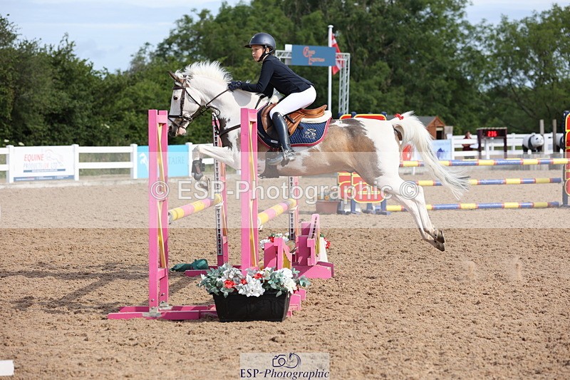 240629A-085843-02789 - Cls 16 British Novice and 80cm Open