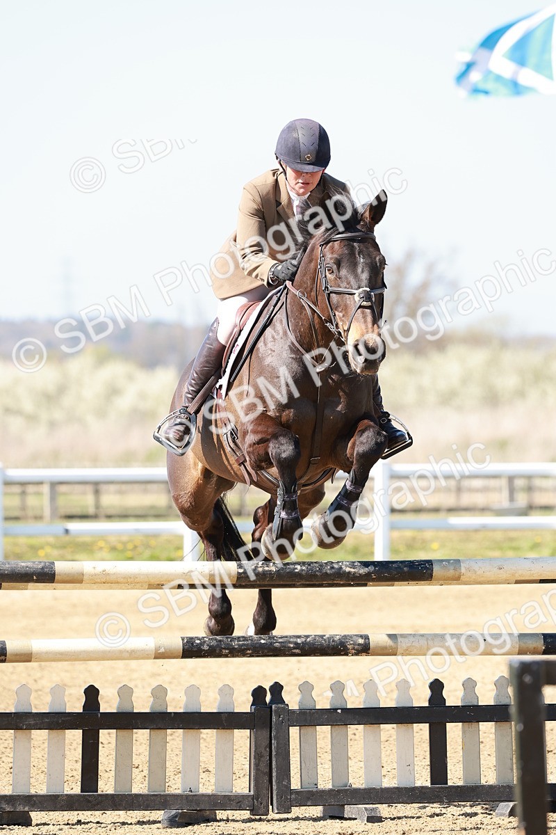 SBM_004380 - Class 17 - Senior Newcomers - 1.10m