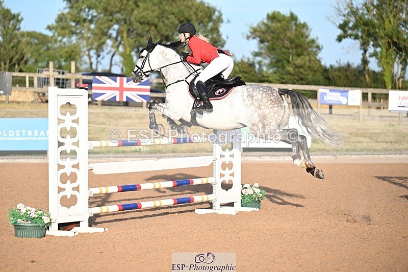 260731-194044-07194 - Cls 15 Snr Foxhunter