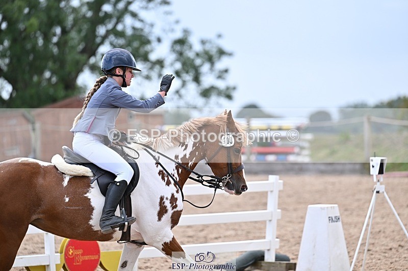 250826-154319-00173 - Clear Round and 60cm