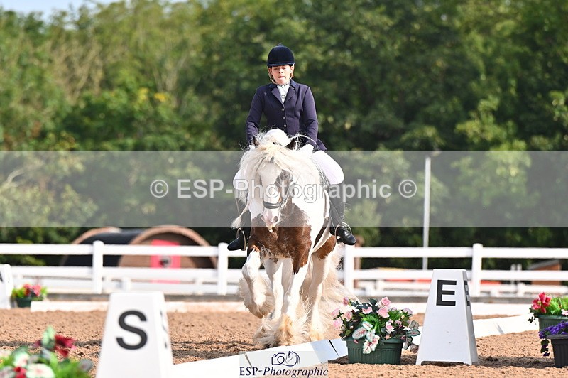 240817A-094017-06680 - 212-Emma.Lomas-My.last.rolo