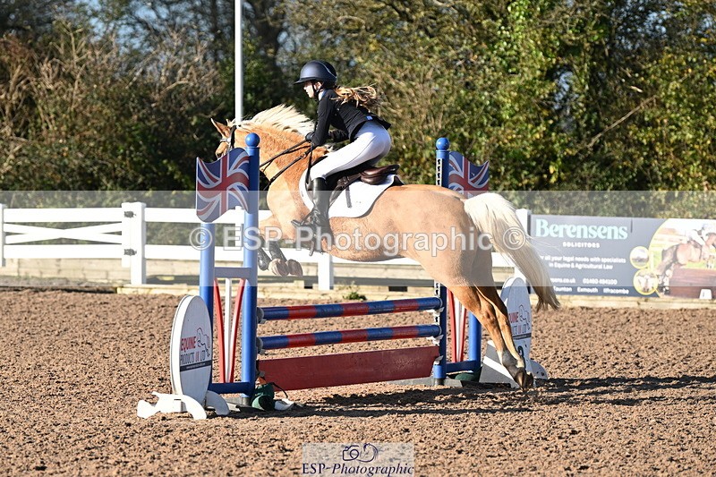 241026A-101726-00103 - SAT Cls 3 Pony Intro 70cm