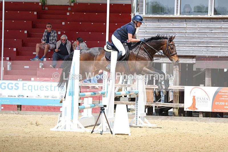 3E7A0307 - Class 10: Senior 95cm open