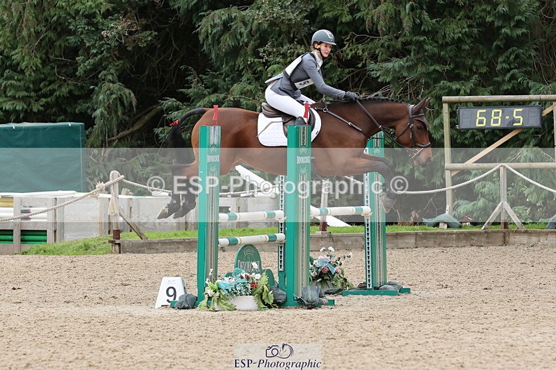 251026A-135105-26098 - G-516-Zara.Bucknell