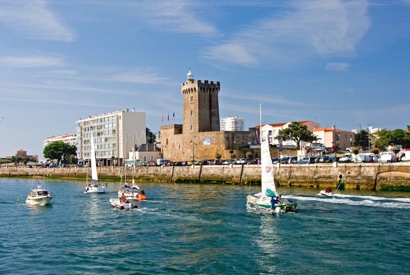 0814_13 - France
