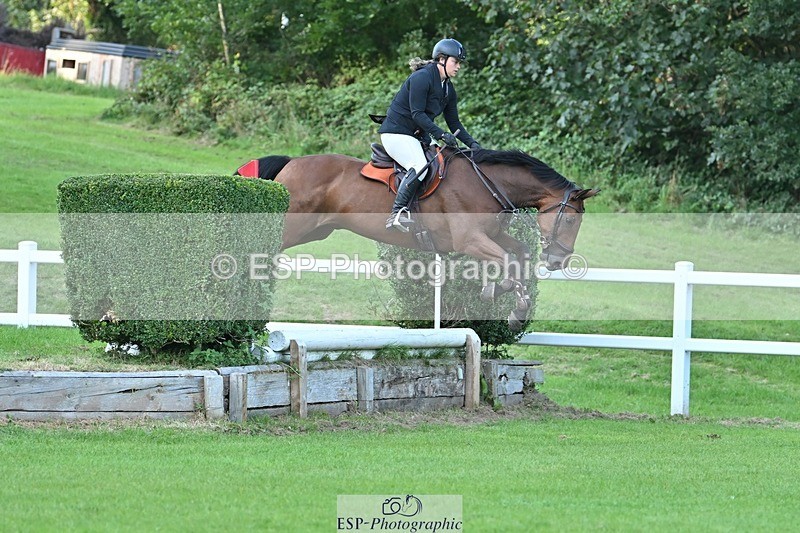 230909-182254-08077 - Cls 14 Snr 1m Derby