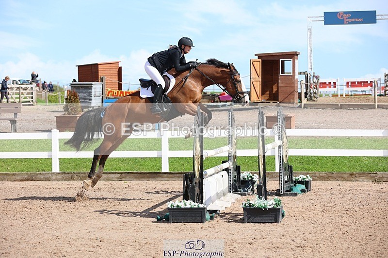 250913-142932-07380 - Cls 25 1.05m Amateur Quali