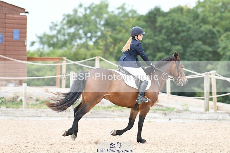 250807-111321-00514 - 90cm Round 1