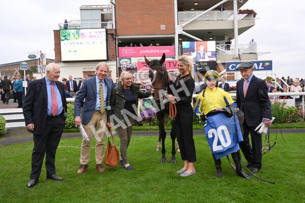 yr09102021r7-46 - Race 7 5.00pm Coral Proud Sponsors Of British Racing Finale Handicap