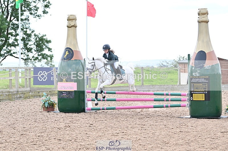 240628A-161812-01423 - Cls 5 Stepping Stones 128cm + 138cm