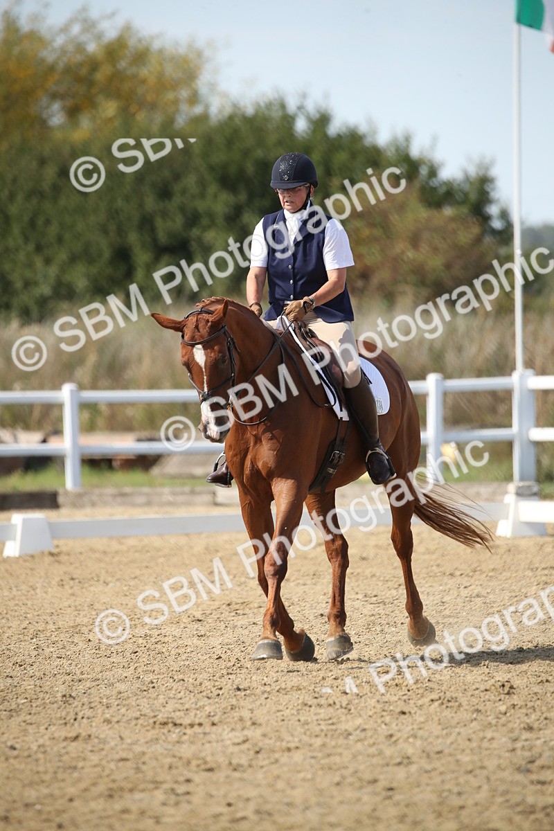 SBM_005885 - Class 11 - Novice 5 - 13.19-14.22