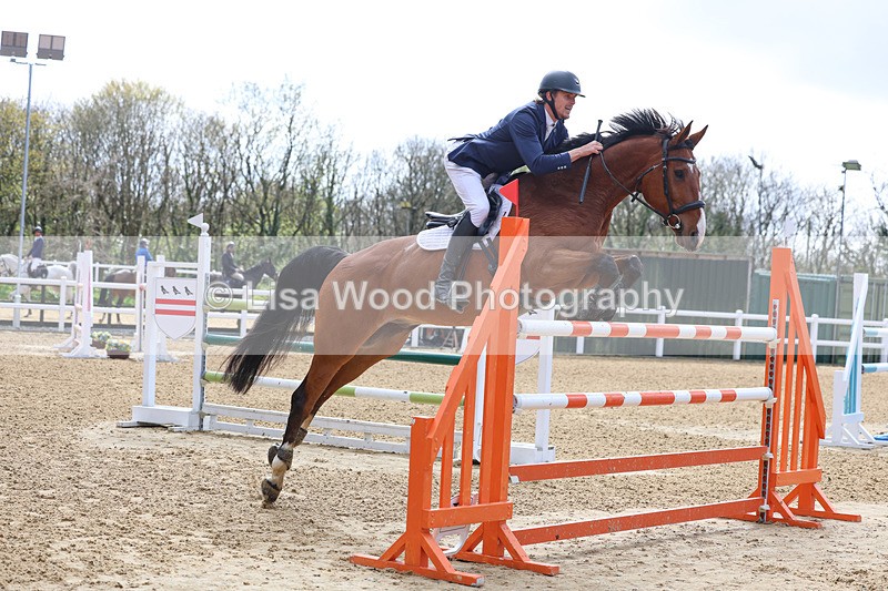 3E7A2352 - Class 9: Senior 1.30m open