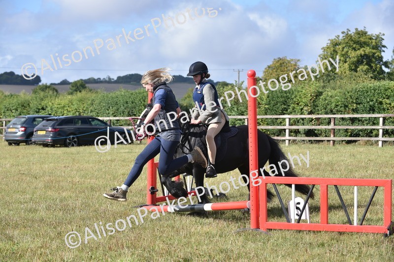20250831-0392 - Class 6 - Minimus Jumping 30cm