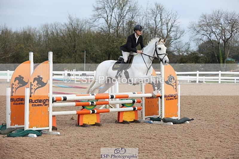 241101A-084200-00356 - FRI Cls 2 British Novice and 90cm Open