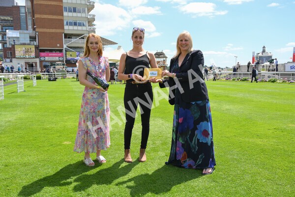 yr12062021r1-14 - Race 1 2.00pm Queen Mother's Cup