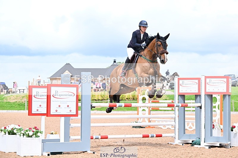 240726A-135459-01547 - Cls 3 Snr Foxhunter