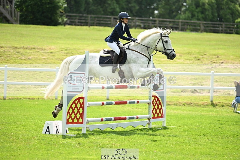 250614A-104202-05252 - Cls 18 Newcomers and 1.10m Open