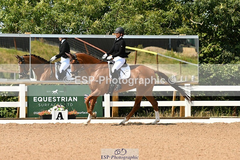 250817-124518-09696 - 088-Alice.De.SoerLauretta.S