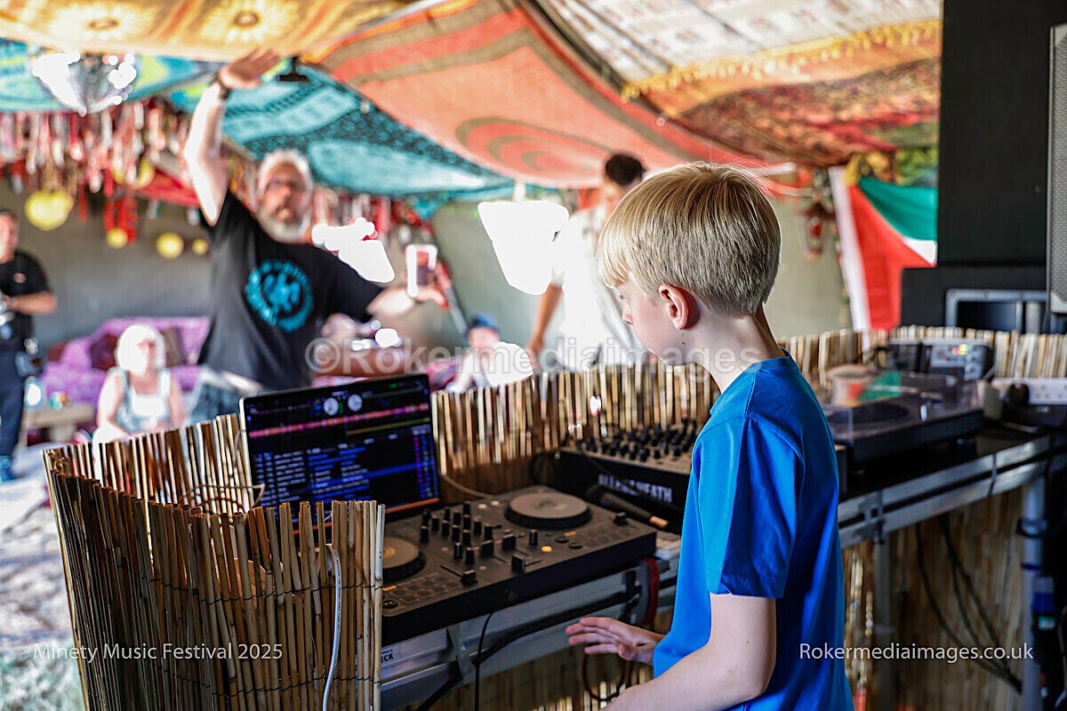 _MGL7169 - MINETY 2025