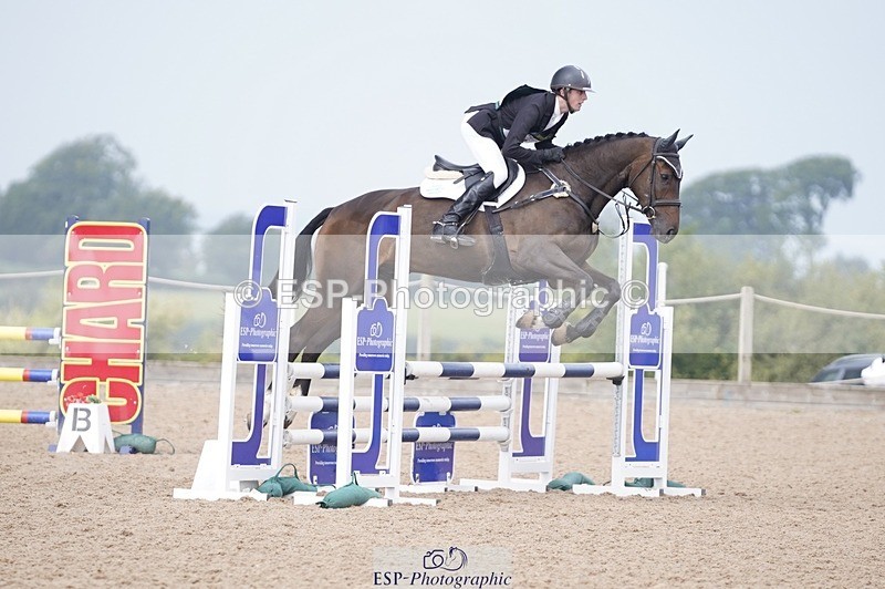 240831A-112432-01170 - 016-Max.Forster-FLO.CORMINT